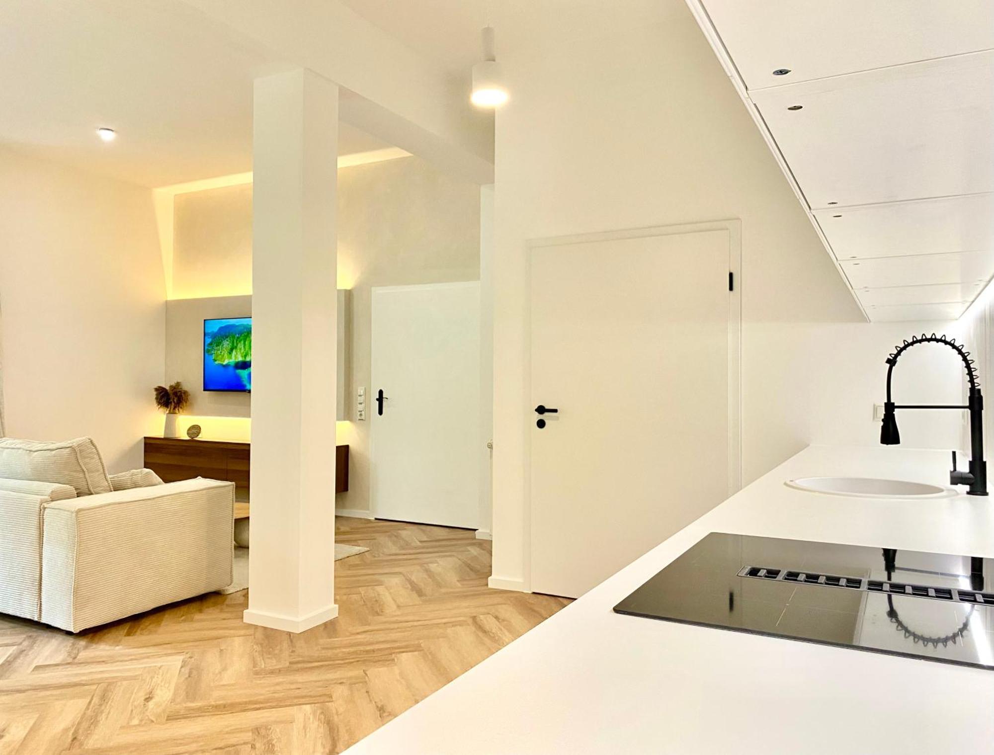 Loft Am Lech I Rollstuhlgerecht I Tiefgarage I Kueche I Terrasse Apartment Fussen Luaran gambar